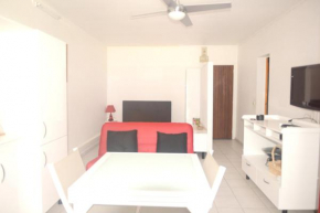 Charmant studio avec vue sur mer au Moule, 20 m² + terrasse